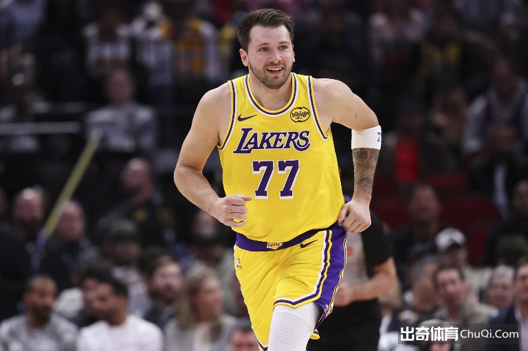 詹皇力挺东,契奇,湖人新秀首,明发彩票,互动竞猜平台,在线娱乐,预测挑战,明发彩票APP下载